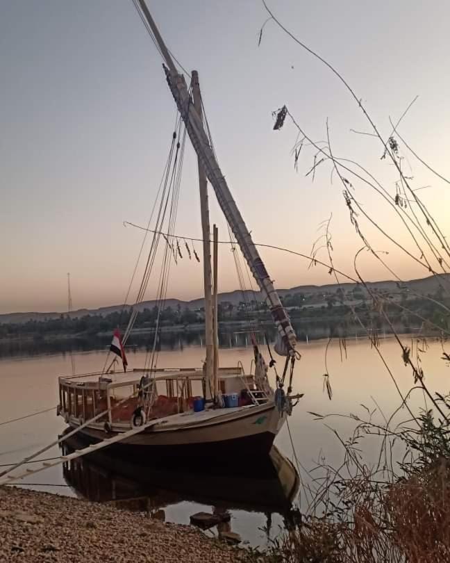 Nile Felucca Adventure Hotel Aswan Exterior photo
