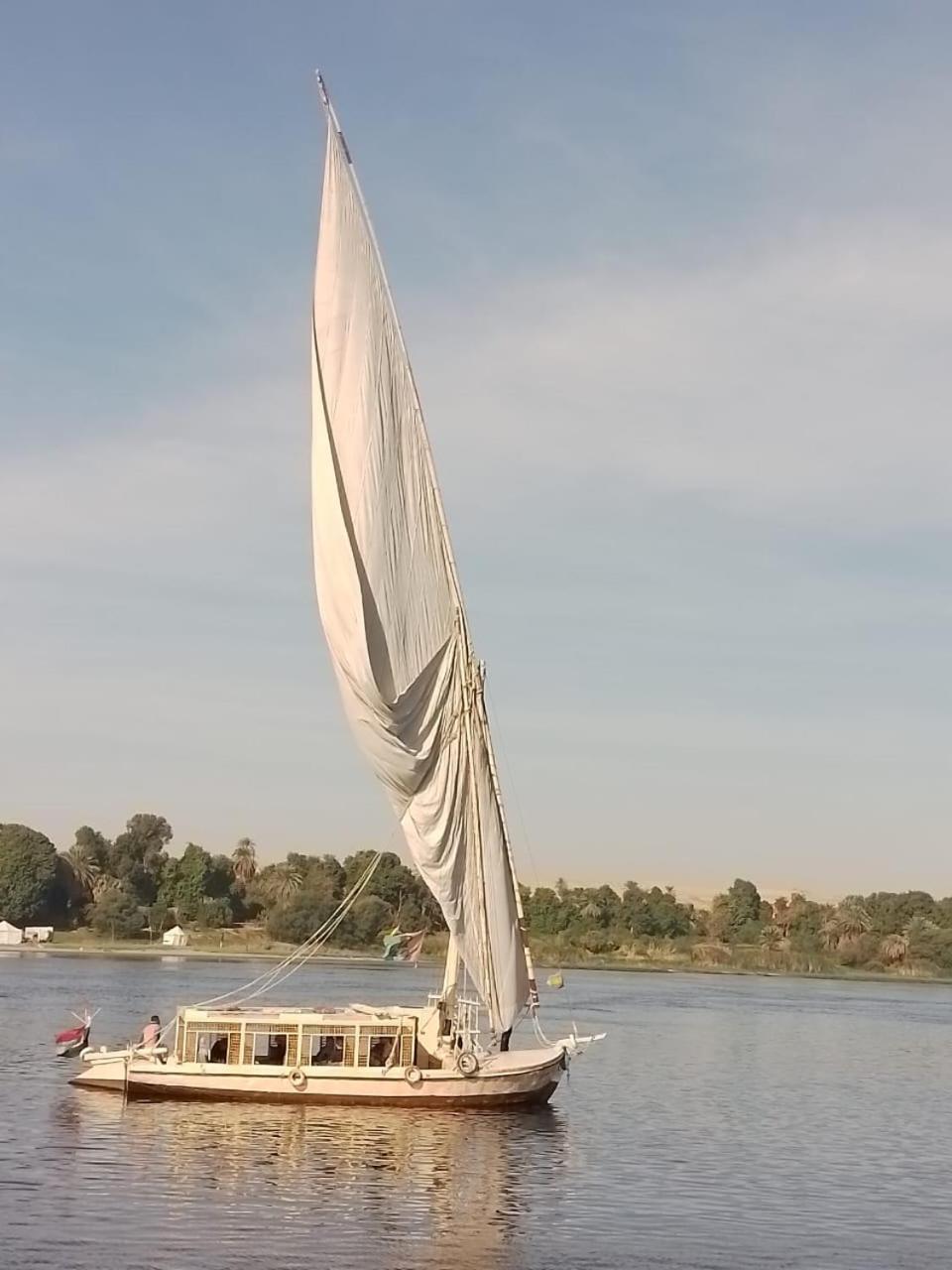 Nile Felucca Adventure Hotel Aswan Exterior photo